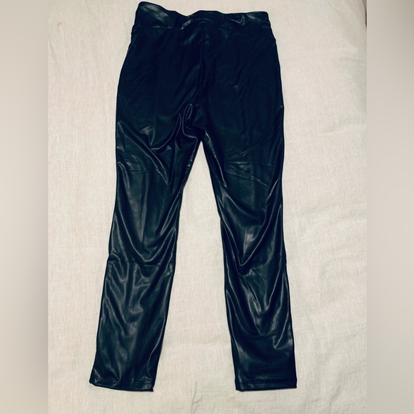 Express Super High Waisted Faux Leather Front Slit Leggings Women’s Size Large - Picture 4 of 8